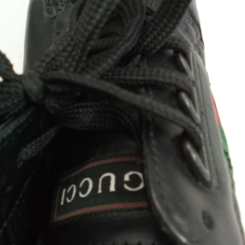 Gucci Black Sneakers with Red and Green Stripes - Picture 15 of 16